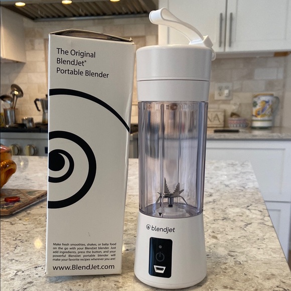 Brand New! BlendJet Portable Blender - Picture 1 of 4